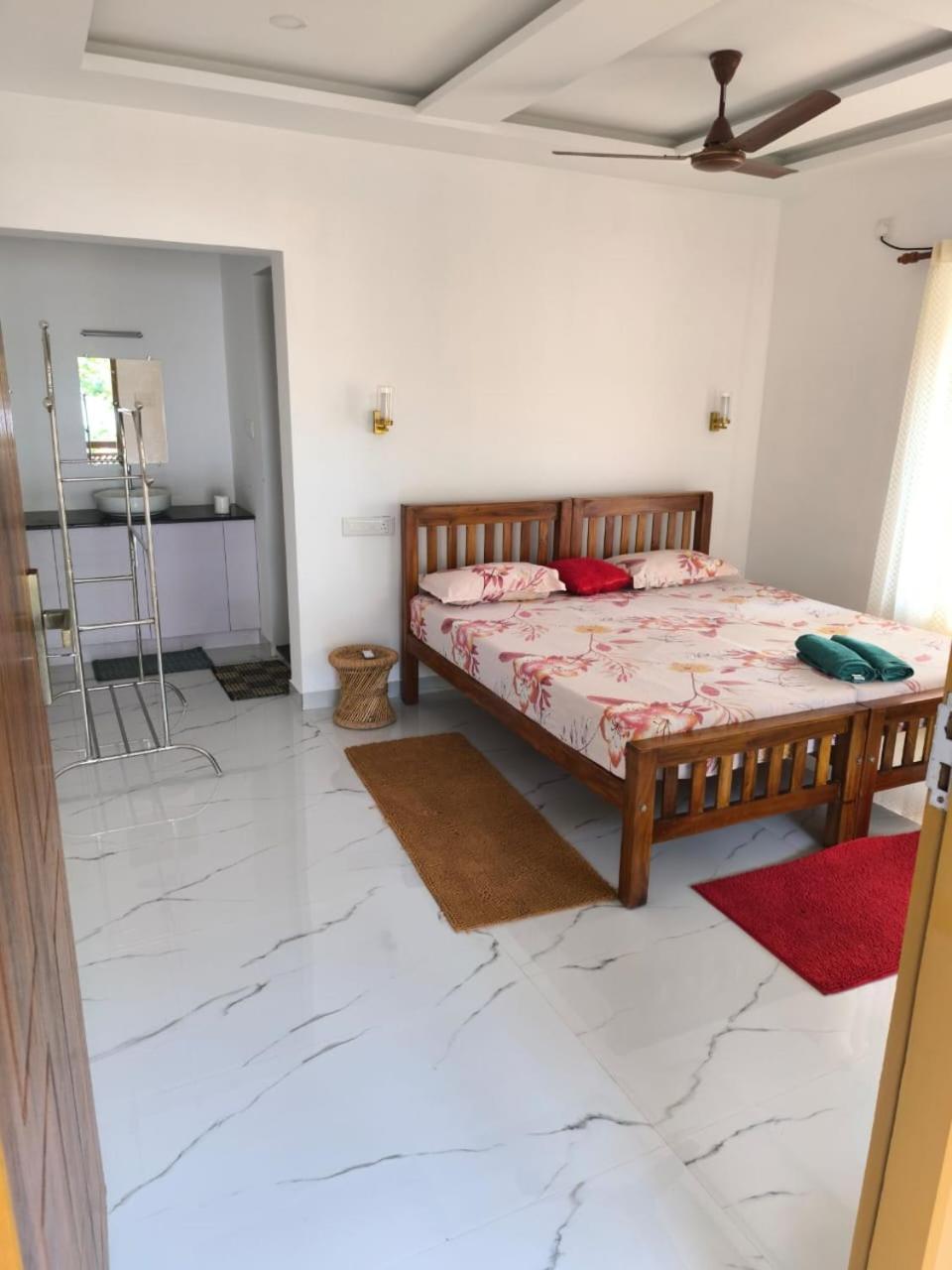 Marari Anna Beach Homestay Марарікулем Номер фото