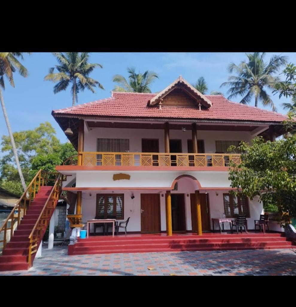 Marari Anna Beach Homestay Марарікулем Екстер'єр фото